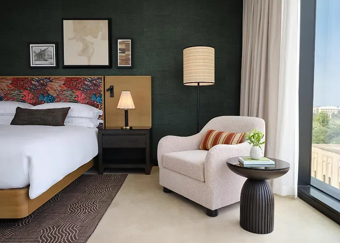 Premium King Room