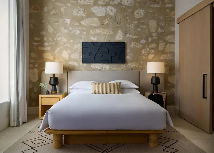 Historic Junior Suite